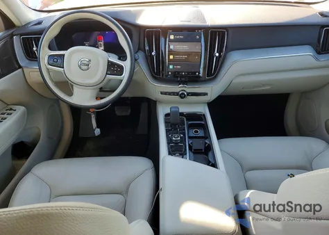 2024 Volvo Xc60 Plus z USA, uszkodzony, nr VIN YV4L12RL6R1915488